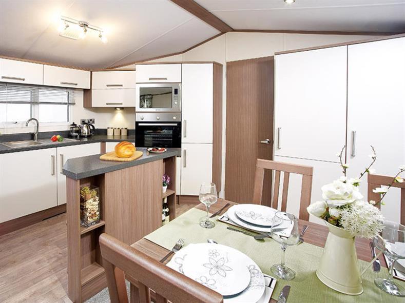 Family Breaks At Rockley Park With Prosecco And A Box Of Chocolates On Arrival Vila Poole Exterior foto